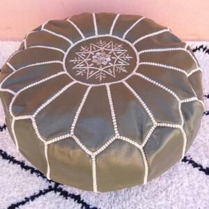 Pouf en cuir véritable vert mousse – Repose-pieds ottoman fait main à Marrakech