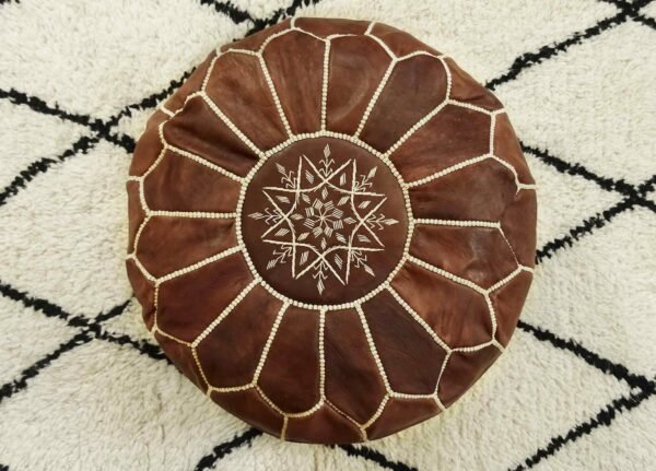 Pouf Repose-pieds Marocain Marron en Cuir Véritable Fait Main – Image 6