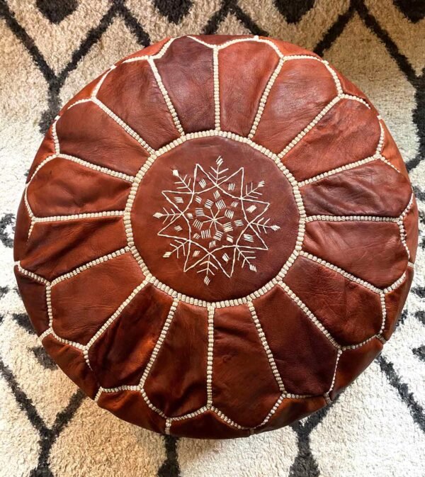 Pouf Repose-pieds Marocain Marron en Cuir Véritable Fait Main – Image 7