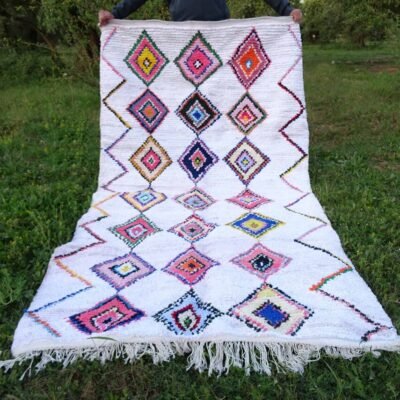 Tapis Boucherouite marocain coloré fait main, dimensions 8×4,5 pieds – Tissé à la main par des femmes berbères du Maroc