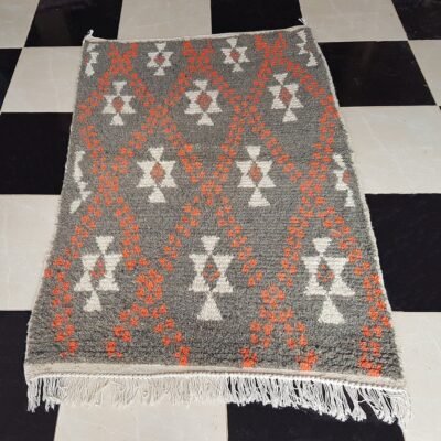 Tapis de zone gris et orange Azilal fait main en laine