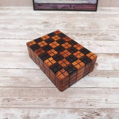 Coffret en bois de thuya verrouillable