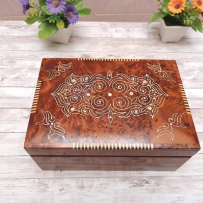 Wooden Storage Box made Of Thuya Wood And Decorated With Floral Motifs Enriched With Mother-of-pearl