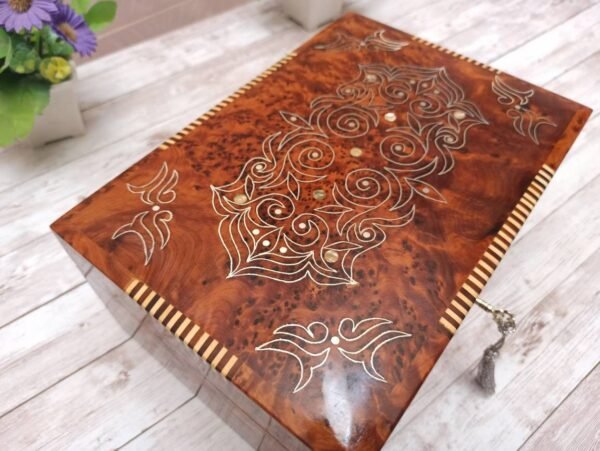 Wooden Storage Box made Of Thuya Wood And Decorated With Floral Motifs Enriched With Mother-of-pearl - Image 6