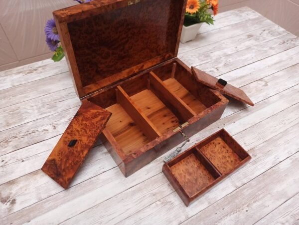 Wooden Storage Box made Of Thuya Wood And Decorated With Floral Motifs Enriched With Mother-of-pearl - Image 8